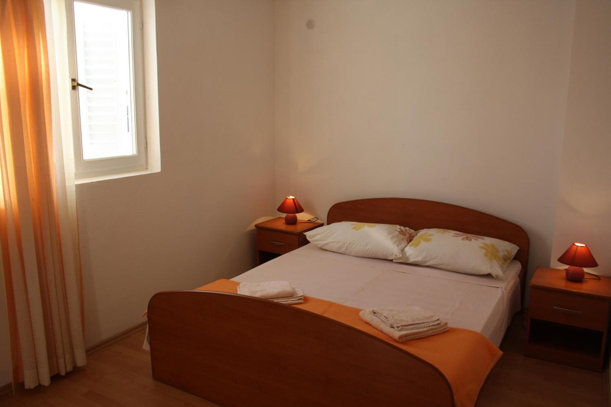 פטרצ'אנה Apartments Leo מראה חיצוני תמונה