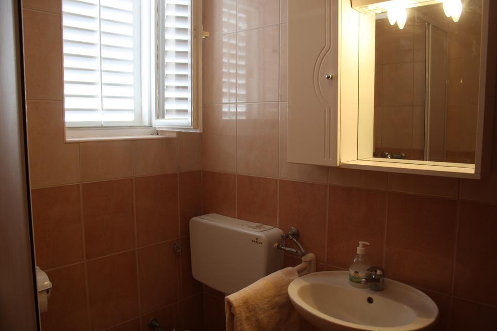 פטרצ'אנה Apartments Leo מראה חיצוני תמונה